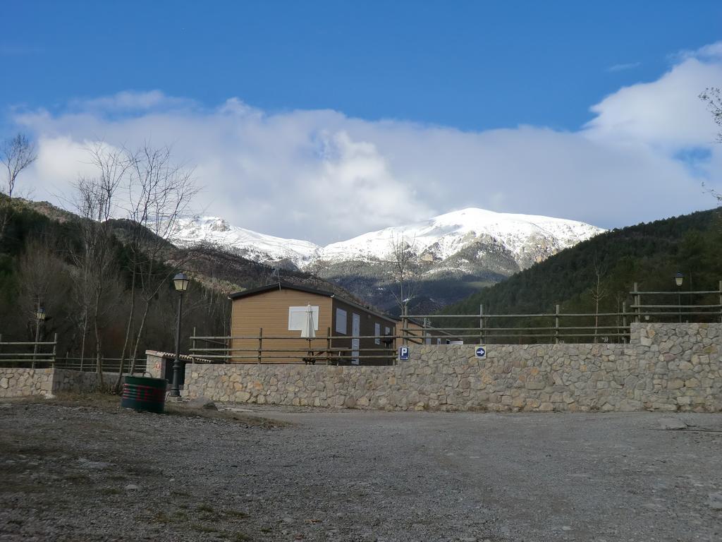 Camping L'Espelt La Pobla de Lillet Exterior photo