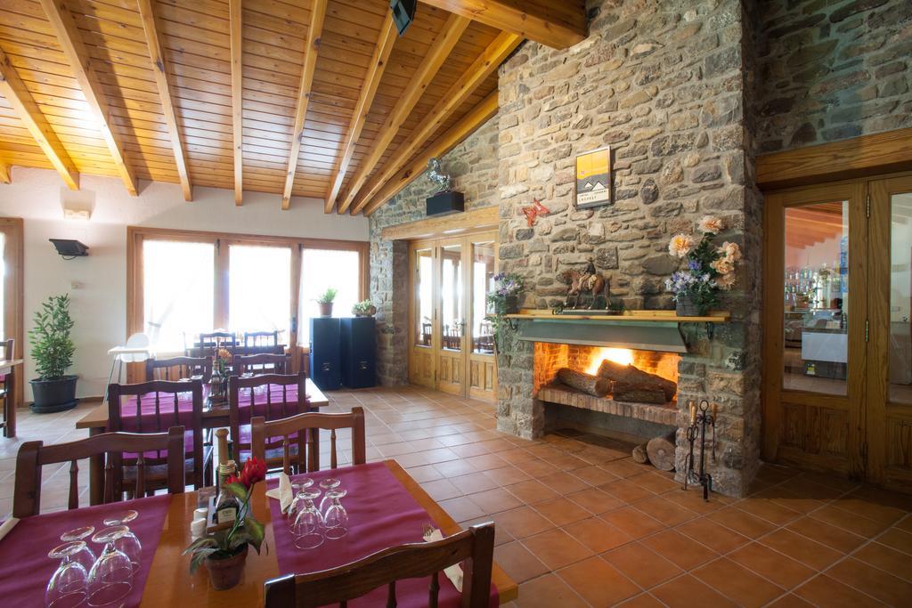 Camping L'Espelt La Pobla de Lillet Exterior photo