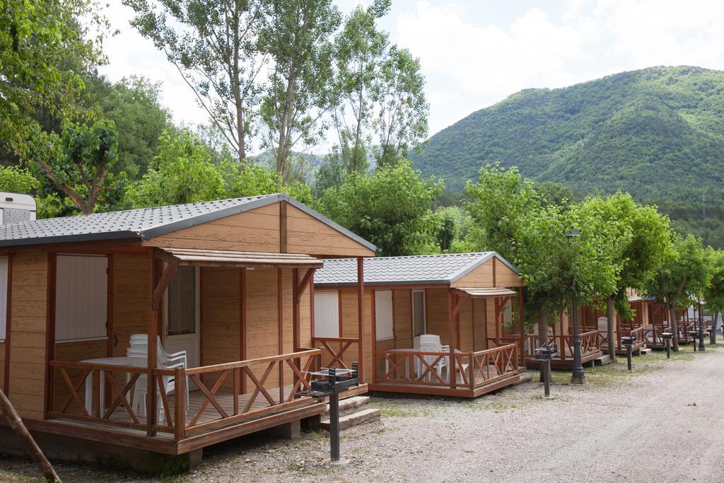 Camping L'Espelt La Pobla de Lillet Room photo